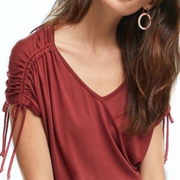 BOHO Anthropologie Amadi Drawstring Crimson Shirt - Picture 3 of 9